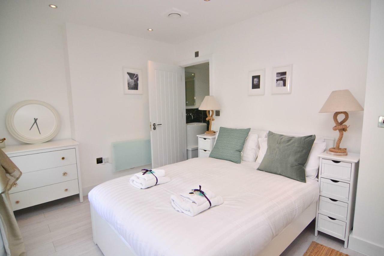 Apartment Wharf - Macarena Apartments Londres Exterior foto