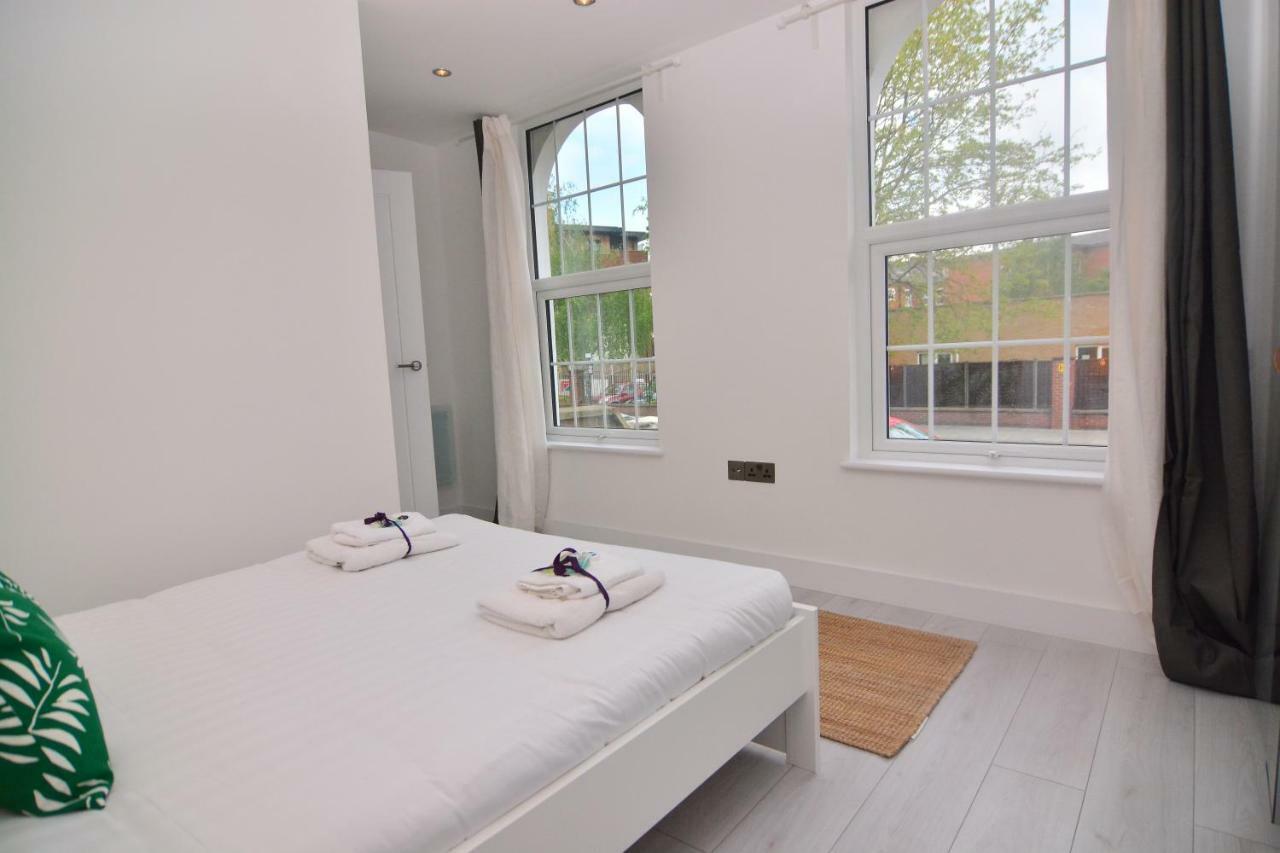 Apartment Wharf - Macarena Apartments Londres Exterior foto