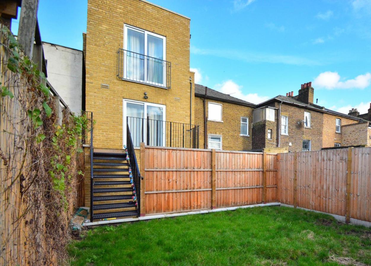 Apartment Wharf - Macarena Apartments Londres Exterior foto