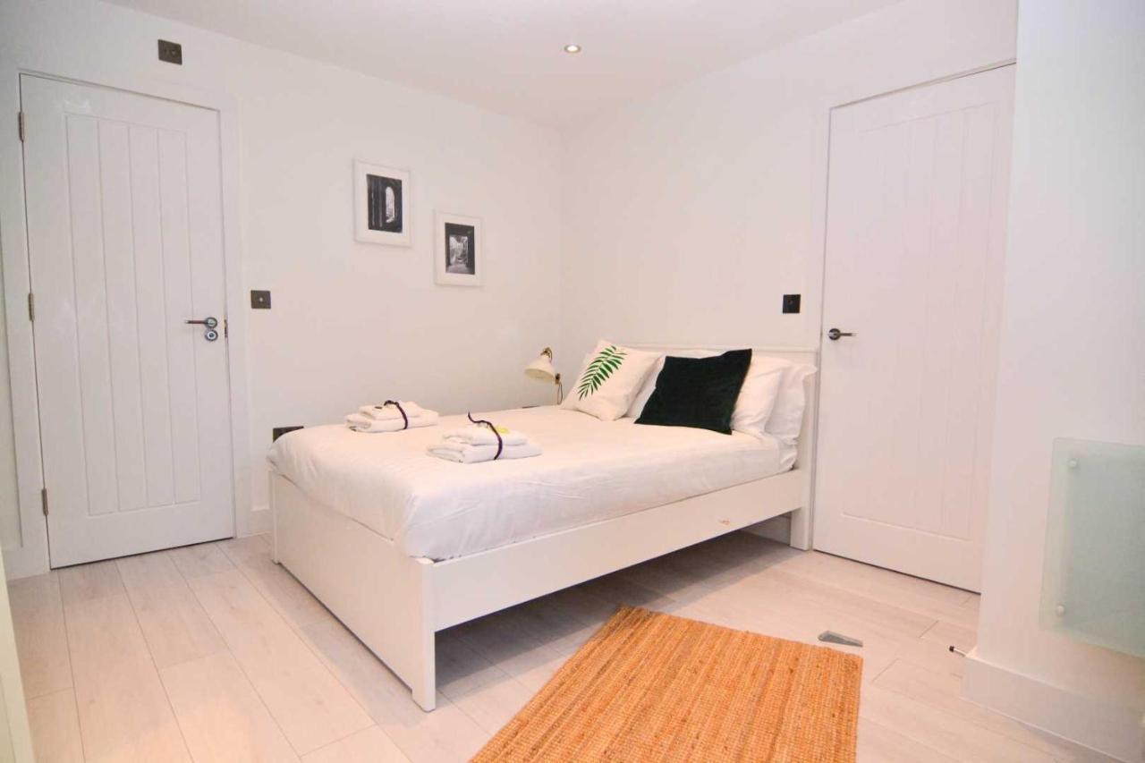 Apartment Wharf - Macarena Apartments Londres Exterior foto