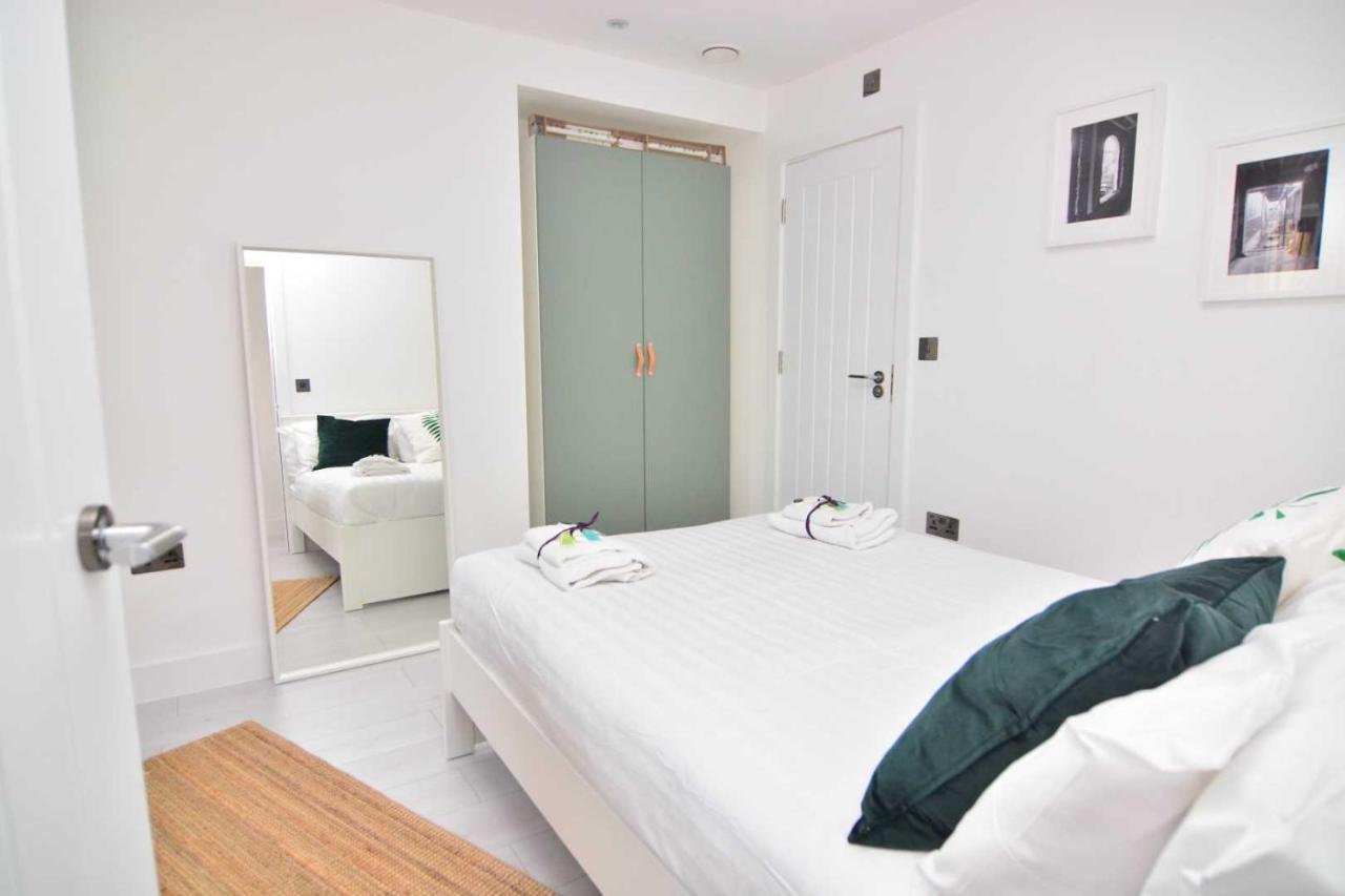 Apartment Wharf - Macarena Apartments Londres Exterior foto